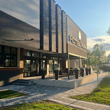 Hotel Park Opoczno Exterior foto